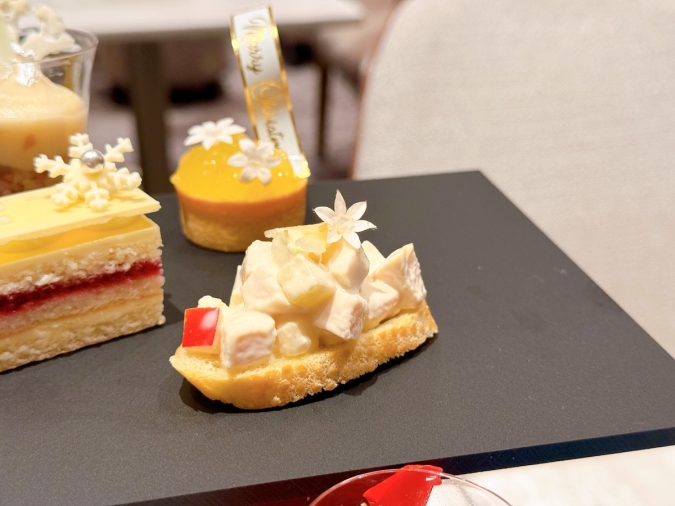 タイムネスト　鶏肉と林檎のサラダ