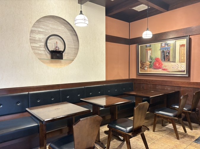 笠乃家　店内　テーブル席