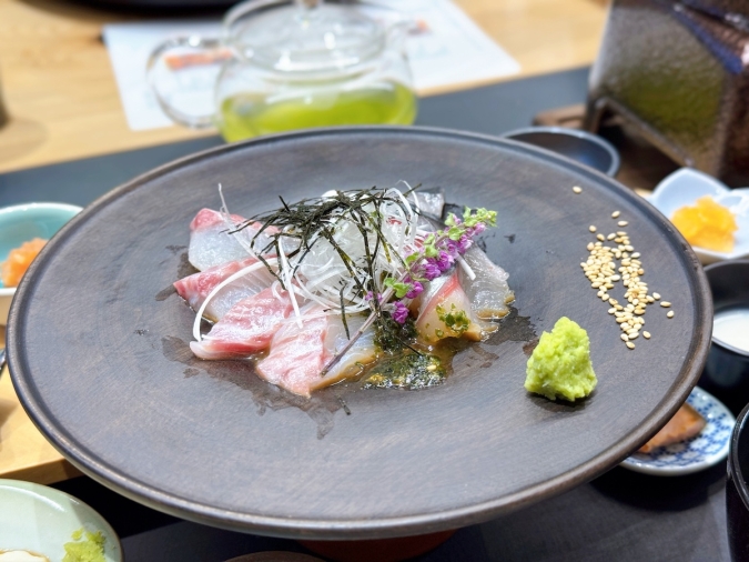 お菜　ごまさば、ごま鯛