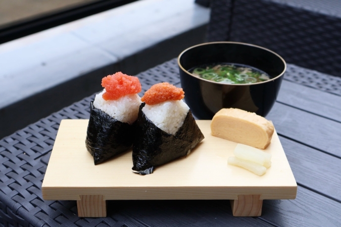 おむすび横丁　肉吸いセット