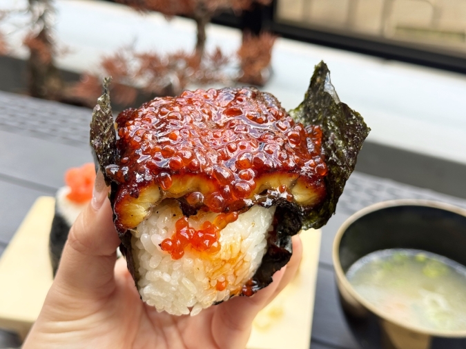 おむすび横丁　うなぎおむすび