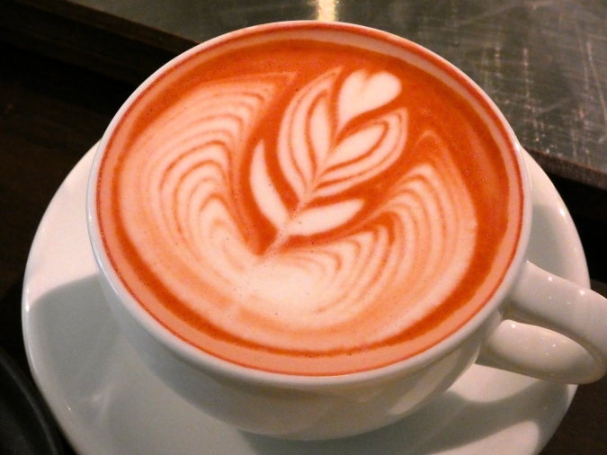 ムエンコーヒー　ビーツラテ