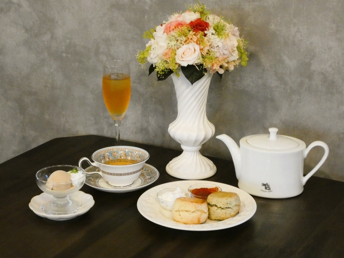 TEA ROOM flower bird　スコーンセット