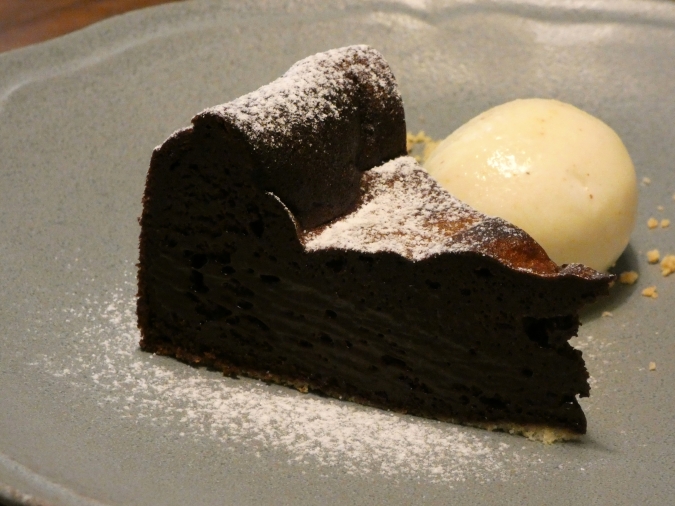 アヒル食堂 ガトーショコラ