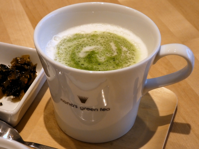 nana’s green tea 太宰府参道店　抹茶ラテ