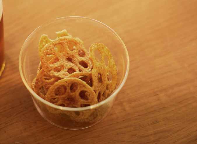 ブルーボトルコーヒー　ホリデージャズライブ　レンコンチップス