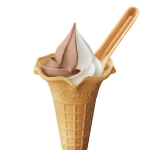 香るカカオチョコソフト （ミックス）　ミニストップ　コーン