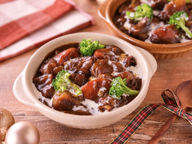 RINATYさんレシピ　とろとろ牛バラ肉の贅沢ビーフシチュー