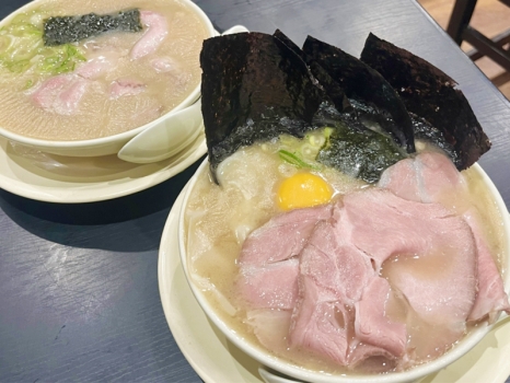 中洲川端きりん 全部載せ豚骨ラーメンと豚骨ラーメン