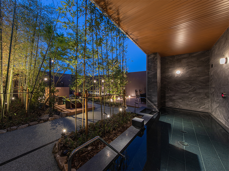 佐賀の湯処こもれび　半露天風呂