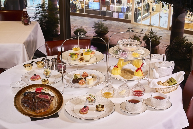 ウルフギャング・ステーキハウス 福岡店「夜景の肉食ハイティー」