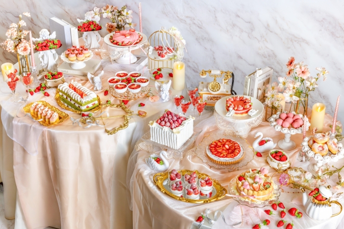 ヒルトン福岡シーホーク『Strawberry Heaven～いちごに恋した天使の耽美～』