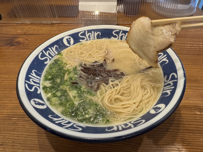 博多らーめん ShinShin 天神本店チャーシュー