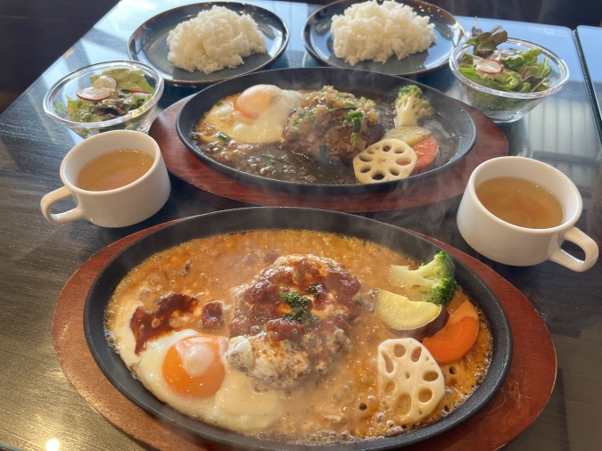 ハンバーグきりんROUTE68 きりんオリジナルしょうゆ、デミグラスチーズ