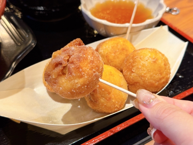 楽天地もつ鍋テーマパーク　もつたこ焼き