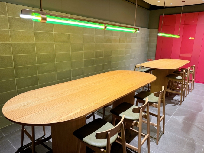 スターバックス コーヒー 天神ソラリアプラザ地下2階店　座席