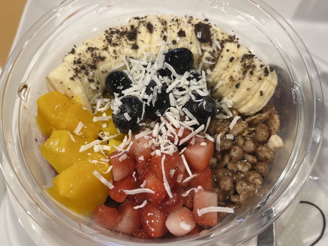 雪ノ糸 クラッキングチョコアサイーボウル