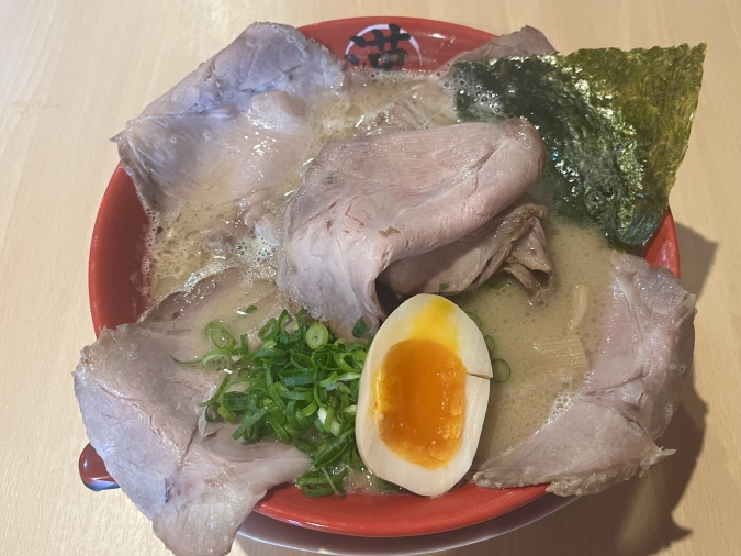 らーめん漢(かん)漢の肉ラーメン