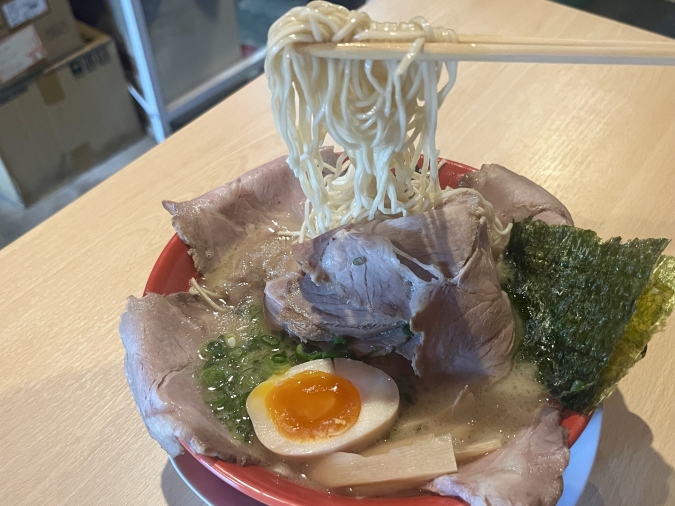 らーめん漢(かん)漢の肉ラーメン