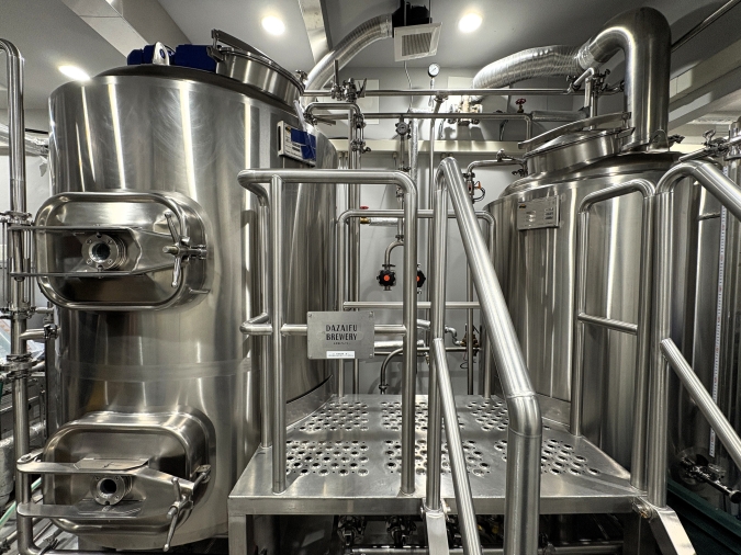 DAZAIFU BREWERY（太宰府ブルワリー）　醸造所