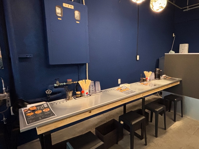 前世はらぁ麺や 店内