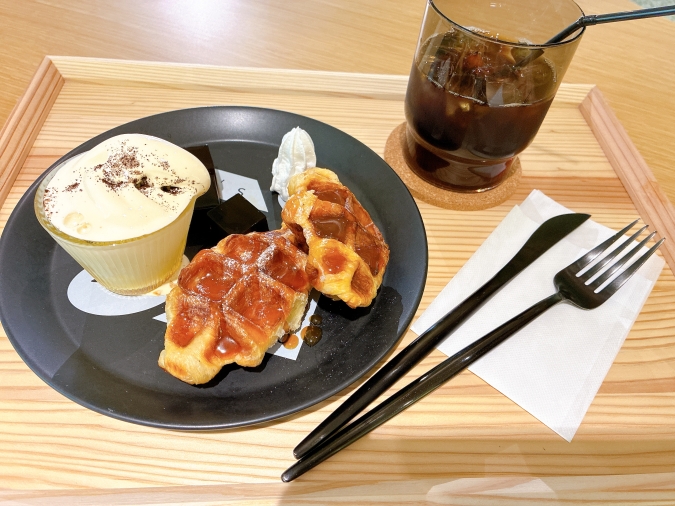 Book cafe 3rd Labo　キャラメルクロッフルプレート