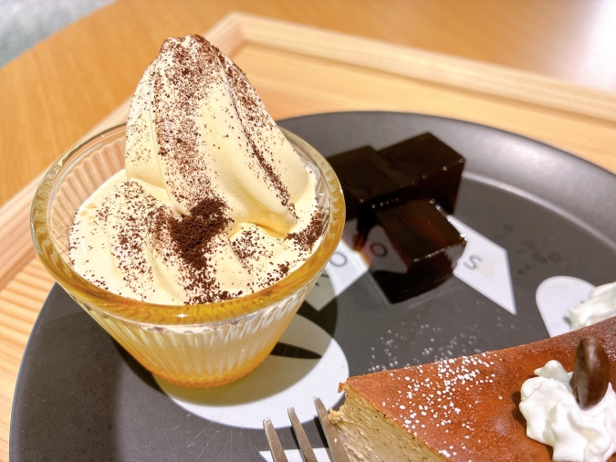 Book cafe 3rd Labo　コーヒーバスクチーズプレート　ミニソフト
