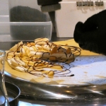 CREAM STAND MOFF　クレープ　調理シーン