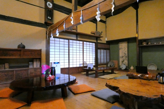 縁結び食堂 蕎麦 なみ満　店内