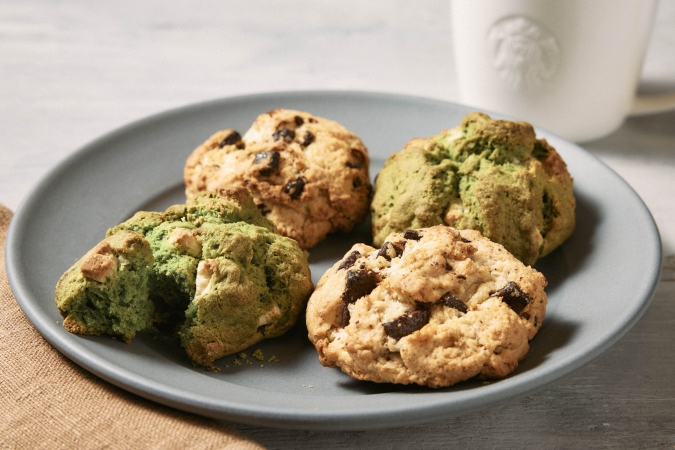 スターバックス　チョコレートチャンクスコーン　抹茶＆ホワイトチョコスコーン