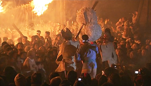 日本三大火祭り「鬼夜」