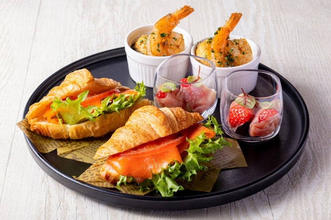 都ホテル博多 ストロベリーアフタヌーンティー セイボリー