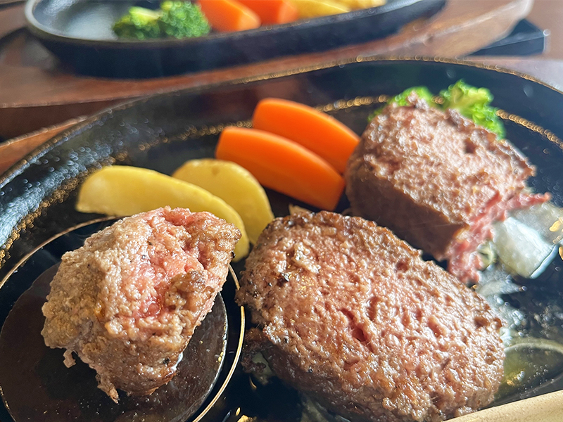 つばきグリル鳥栖店／つばきバーグ