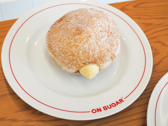 ON SUGAR　マラサダドーナツ　カスタードクリーム2