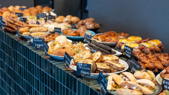 THE ROOTS パン陳列