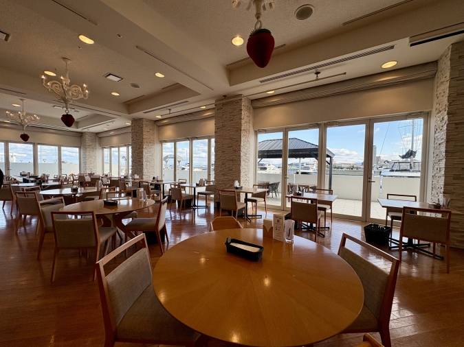 ブルシエール　室内　ホテルマリノアリゾート福岡