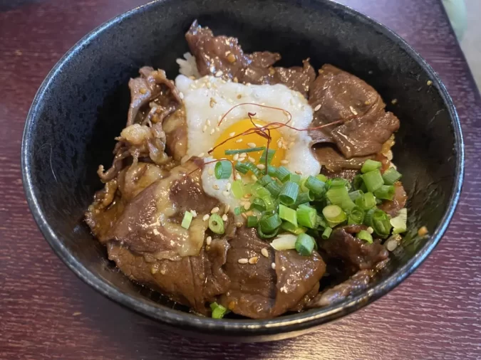 KITCHENあーる とろ牛