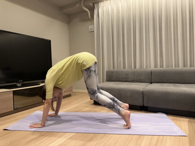 ダウンドッグのポーズ