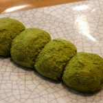 田頭茶舗＆ゆい庵 福岡赤坂店　抹茶きなこ団子