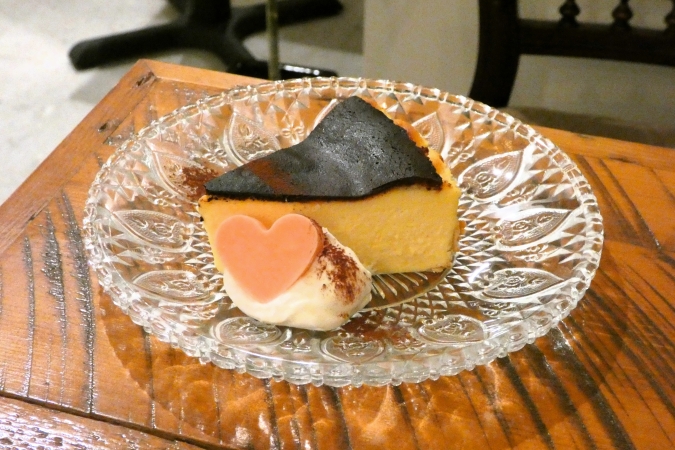 Up to U Coffee バスクチーズケーキ