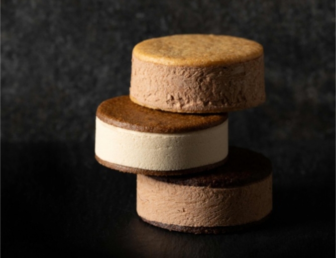 FAVORI（ファボリ）「エアリーショコラサンド」