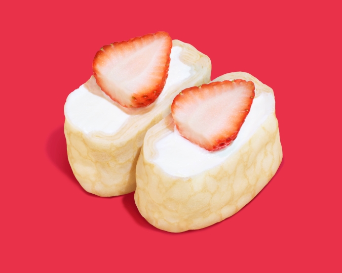 ファミマの白をまとったいちご狩り／もちっと食感　いちごのクレープ