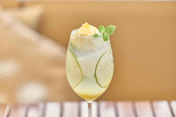 GRANADA SUITE on A TABLE（グラナダスィート オン ア ターブル）里山レモンのクリームソーダ