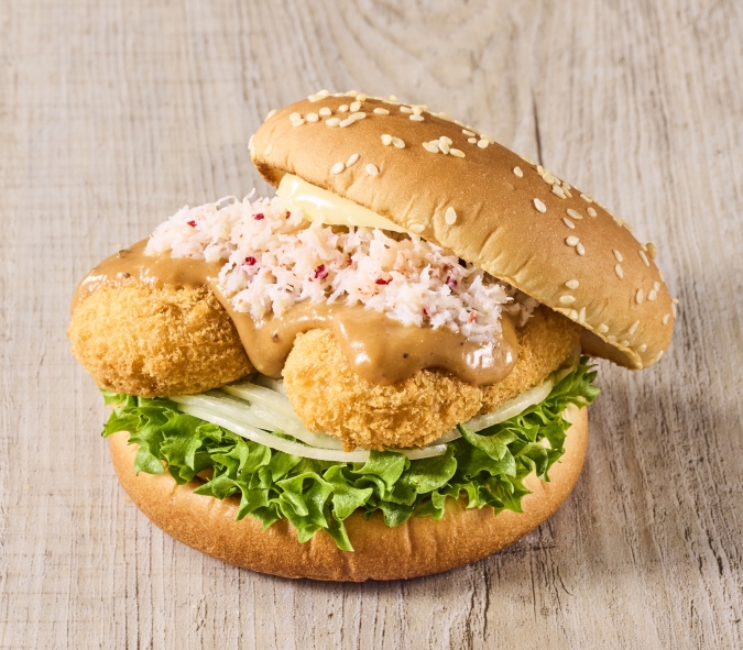 フレッシュネスバーガー　オオズワイガニのクリームコロッケバーガーブラウンバターソース