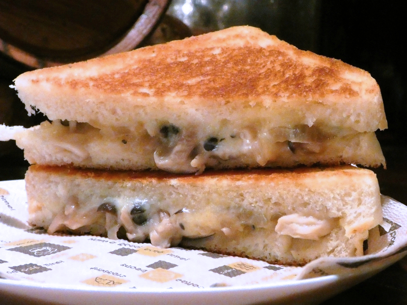 TOASTY and SWEET（トースティーアンドスイート）　メルティサンドイッチ