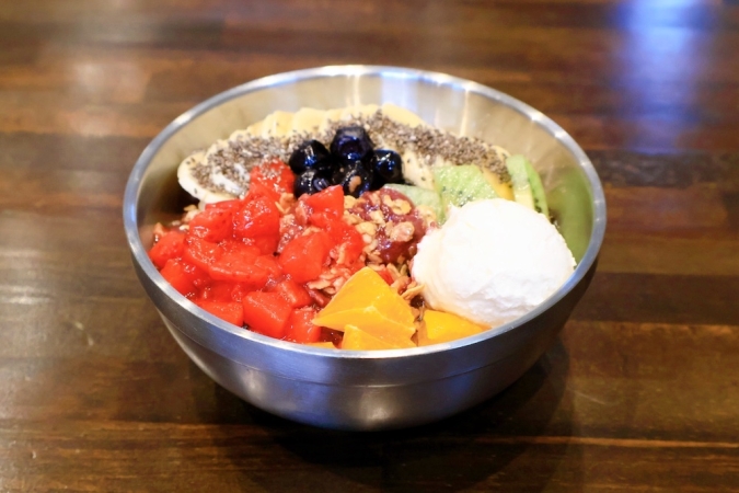 @atmark cafe 福岡店　アットマークボウル