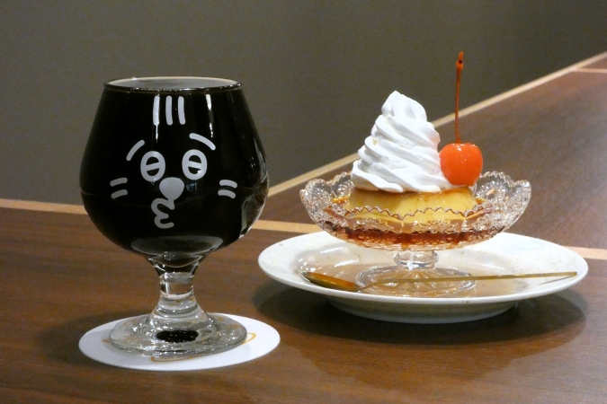 麦酒喫茶キチィ　オリジナルビールとプリン