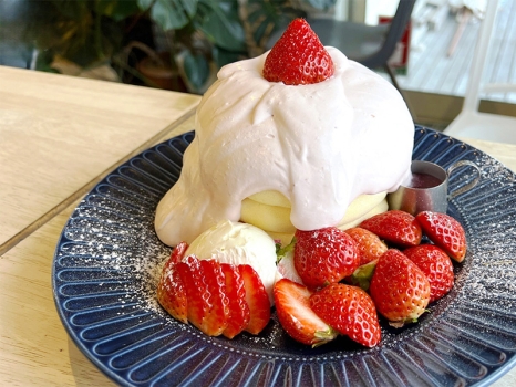 福津【光の道開運スイーツフェアvol.７】CAFE ALOHA／光の道 あまおうパンケーキ