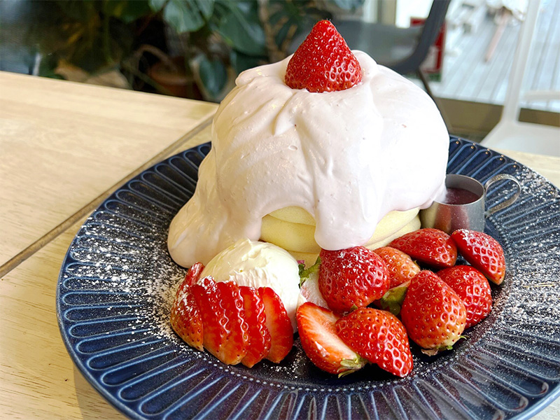 福津【光の道開運スイーツフェアvol.７】CAFE ALOHA／光の道 あまおうパンケーキ