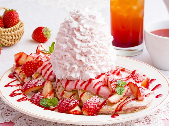 エッグスンシングス　パンケーキ　いちご
